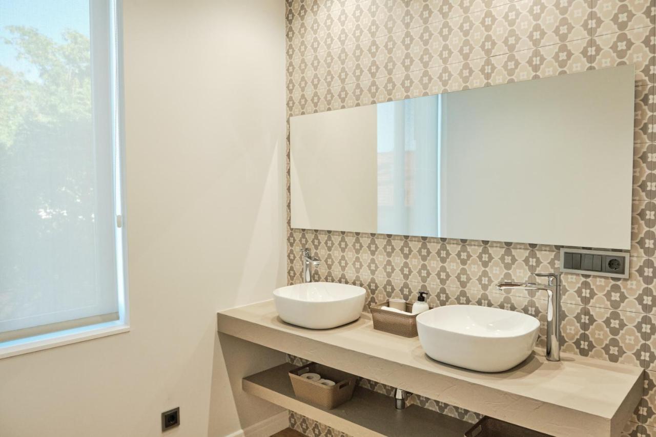 Elegante Casa Familiar 10 personas con Jardín, Parking y Wifi Vila Serra De Outes Exterior foto