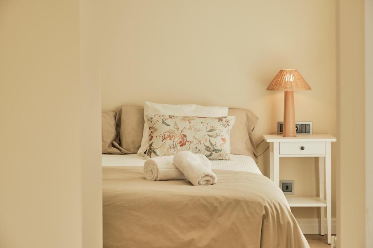 Elegante Casa Familiar 10 personas con Jardín, Parking y Wifi Vila Serra De Outes Exterior foto